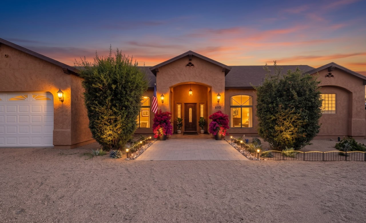 View of the Mountains Assisted Living home exterior in Apache Junction, AZ